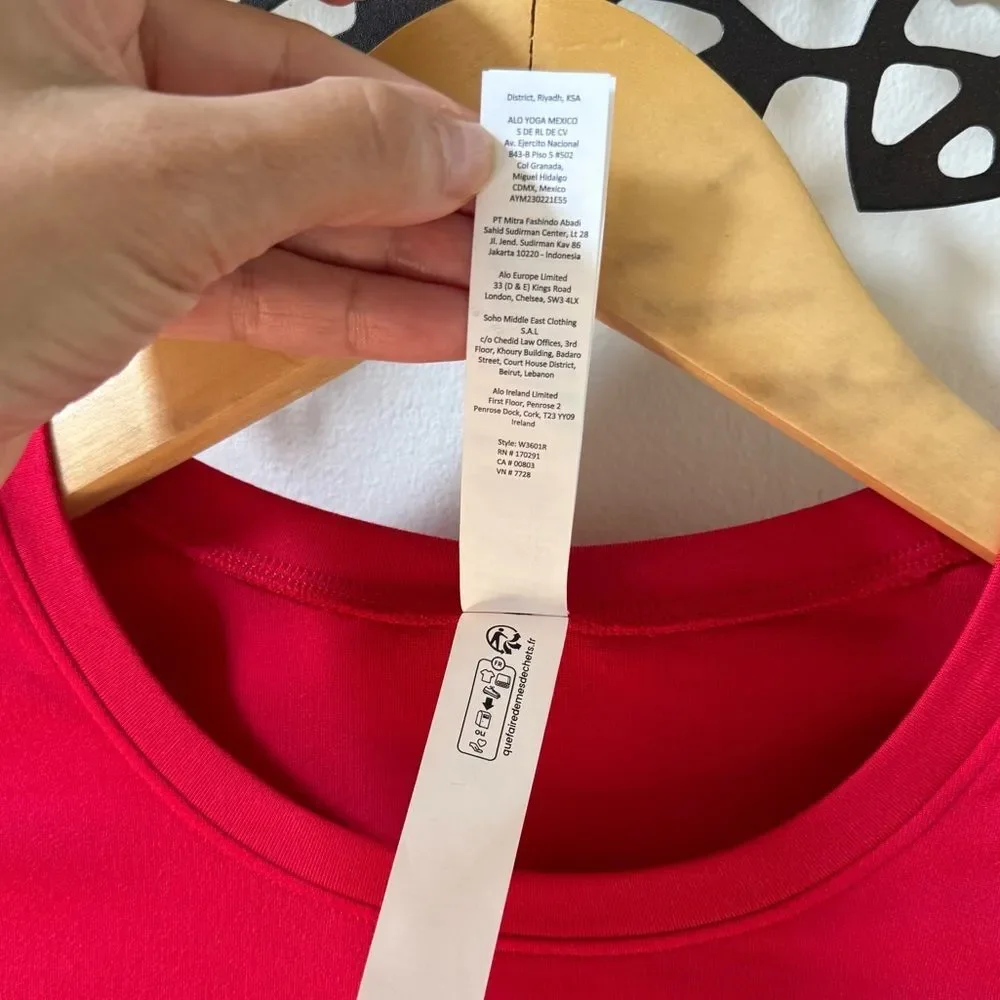 ALO Yoga Alosoft Crop Finesse Long SleeveTee in Bold Red XS NWOT